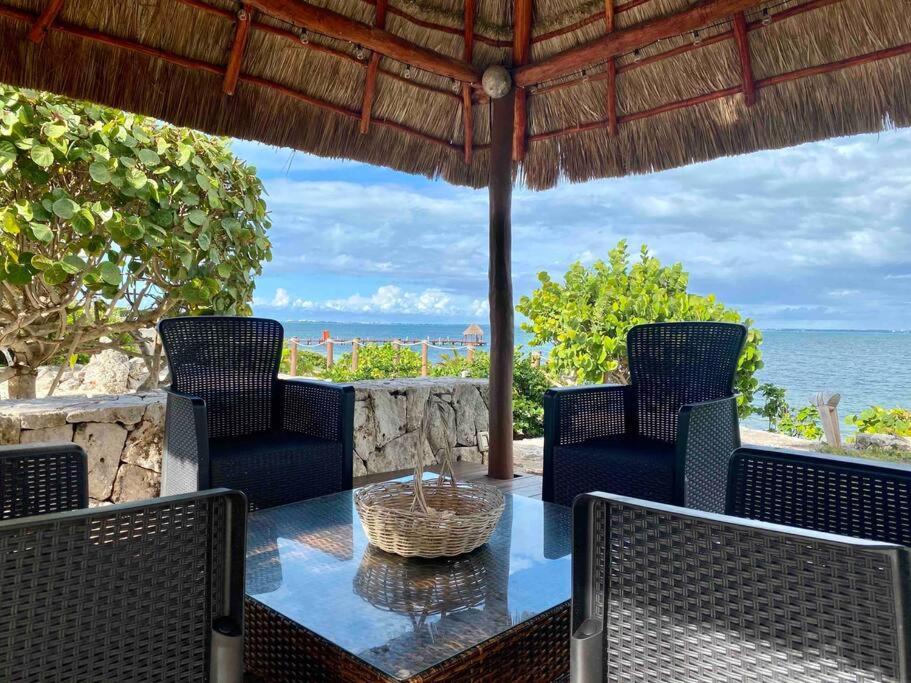 El Meco Beachfront & Private Pool Villa By Casa Paraiso Cancún Exteriör bild