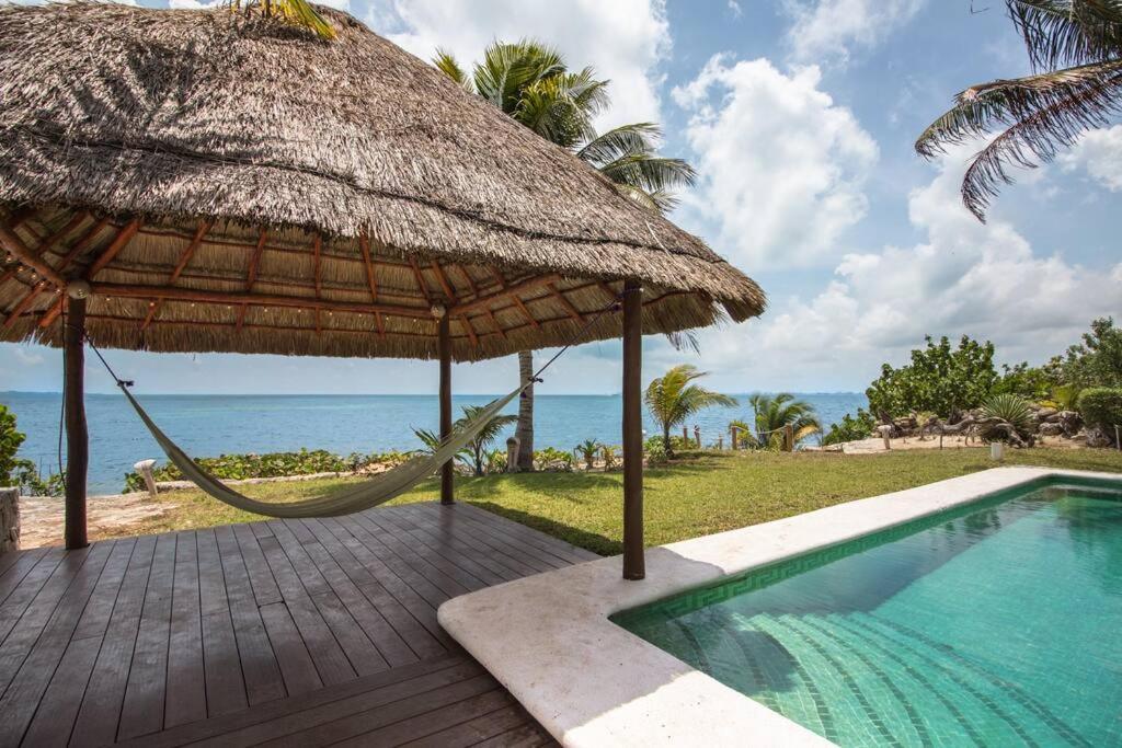 El Meco Beachfront & Private Pool Villa By Casa Paraiso Cancún Exteriör bild